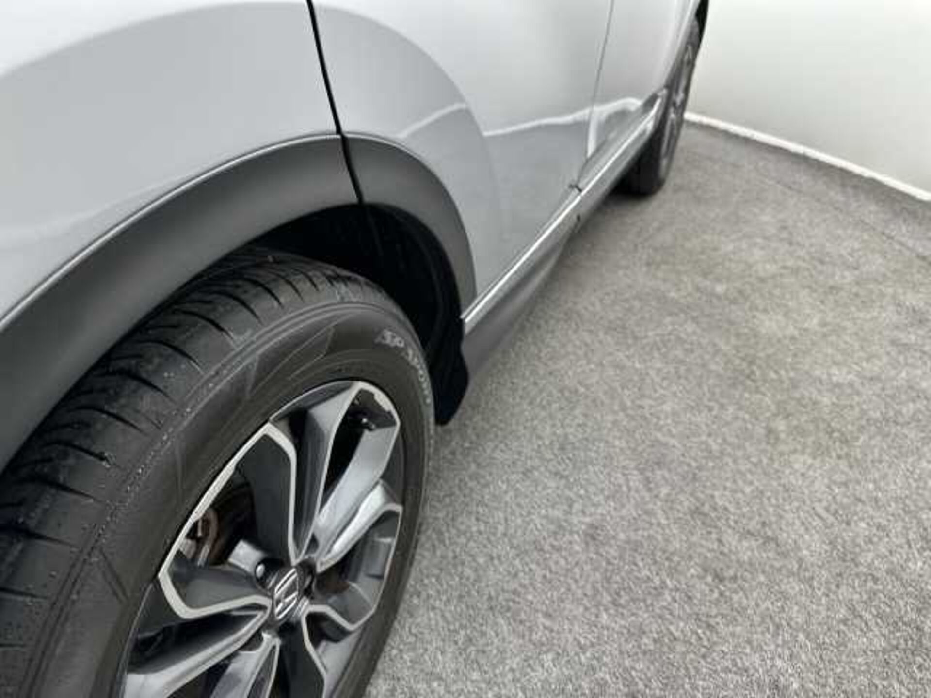 Honda CR-V Hybrid 2.0 i-MMD Hybrid SR 2WD 5dr eCVT 