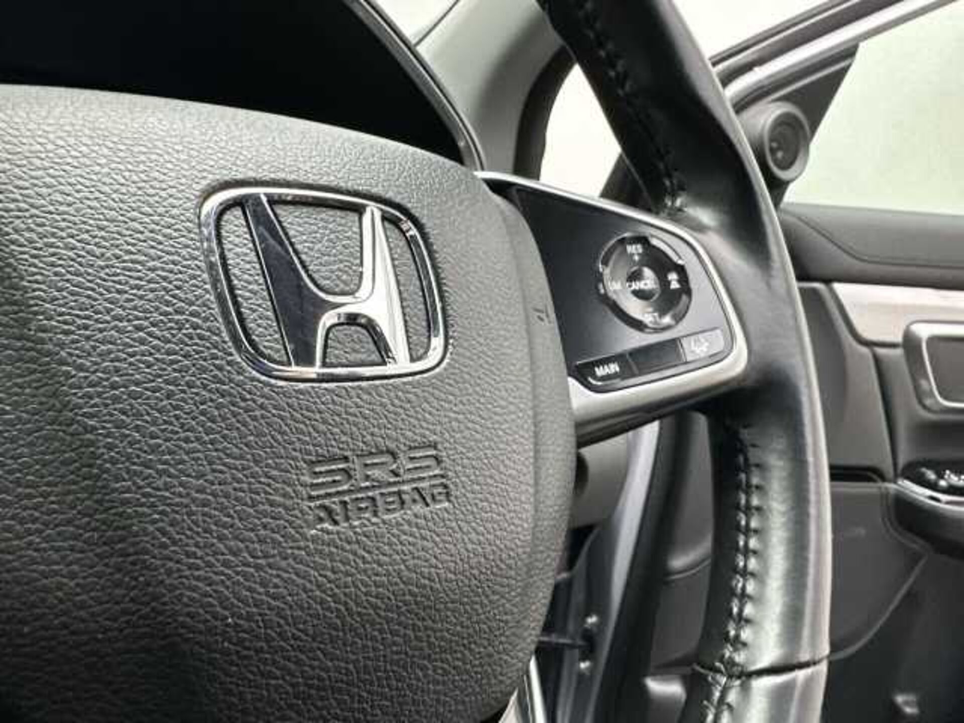Honda CR-V Hybrid 2.0 i-MMD Hybrid SR 2WD 5dr eCVT 