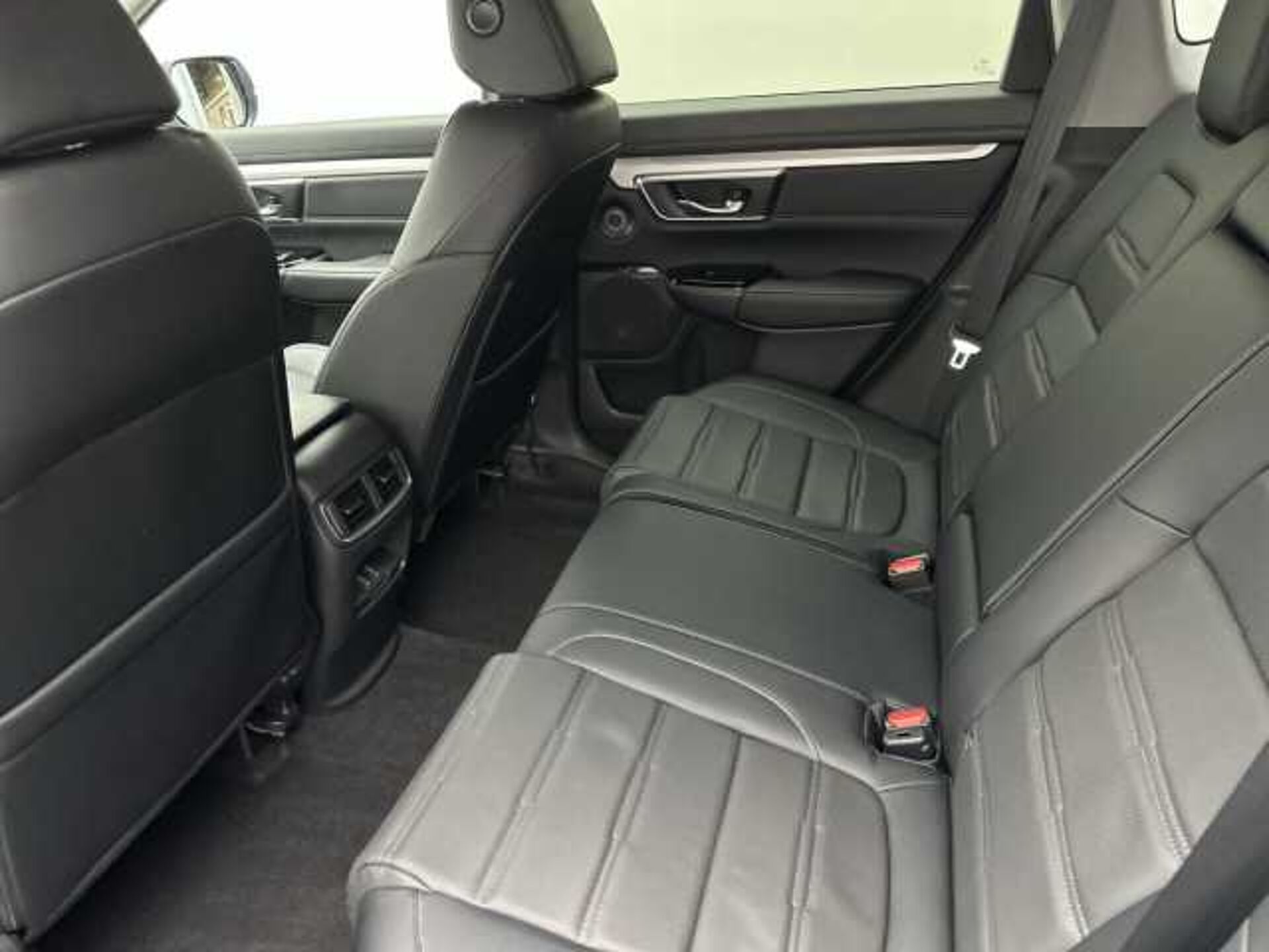 Honda CR-V Hybrid 2.0 i-MMD Hybrid SR 2WD 5dr eCVT 