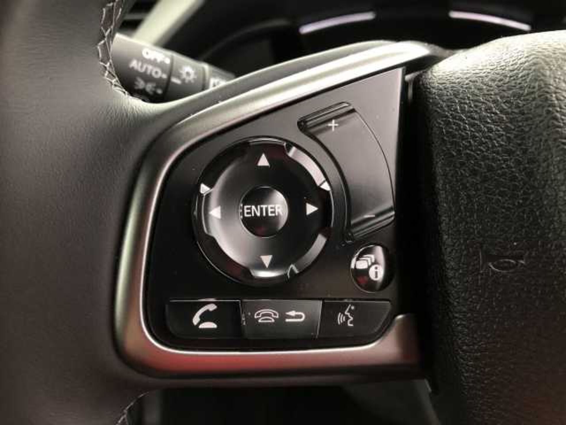 Honda Civic 1.0 VTEC Turbo 126 SR 5dr 