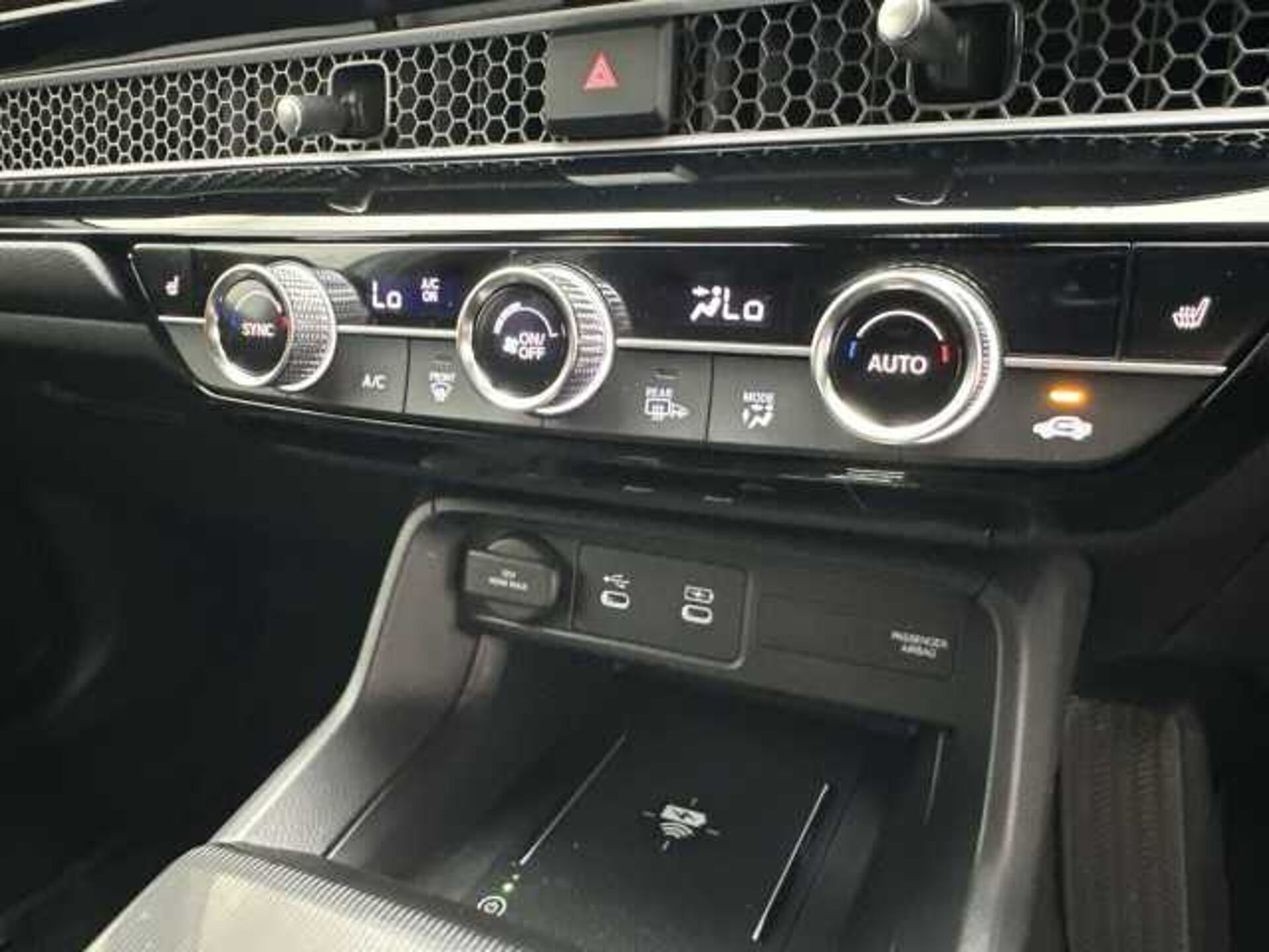 Honda Civic Hybrid 2.0 eHEV Elegance 5dr CVT 