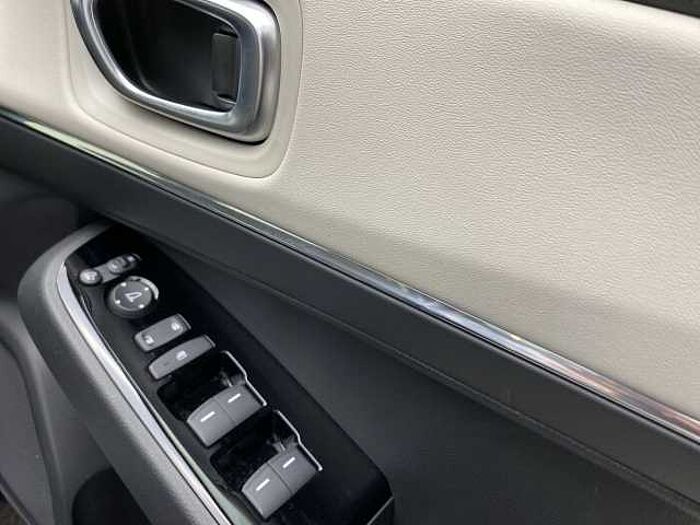 Honda HR-V Hybrid 1.5 i-MMD (131ps) Advance Style eCVT 5-Door 