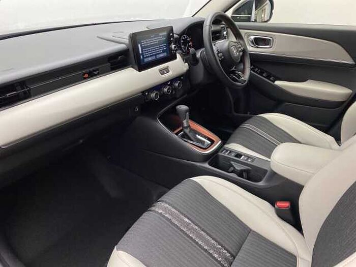Honda HR-V Hybrid 1.5 i-MMD (131ps) Advance Style eCVT 5-Door 