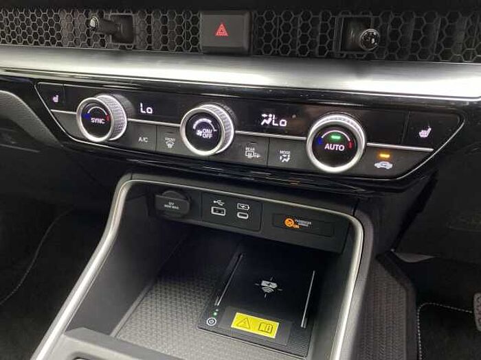 Honda CR-V e:HEV 2.0 i-MMD (184ps) AWD Elegance Hybrid eCVT 