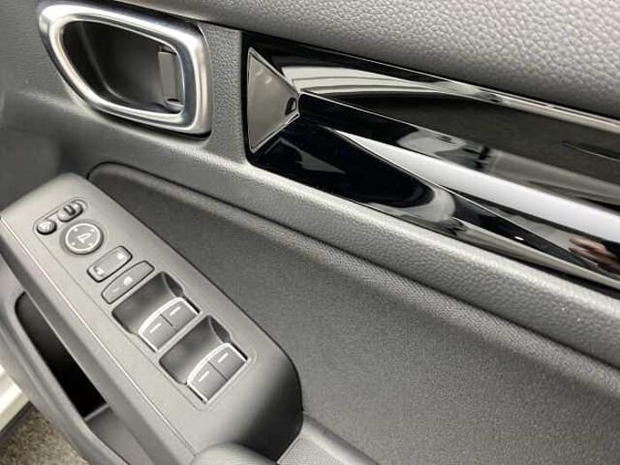 Honda Civic Hybrid 2.0 i-MMD (184ps) Sport Hybrid 1993cc 