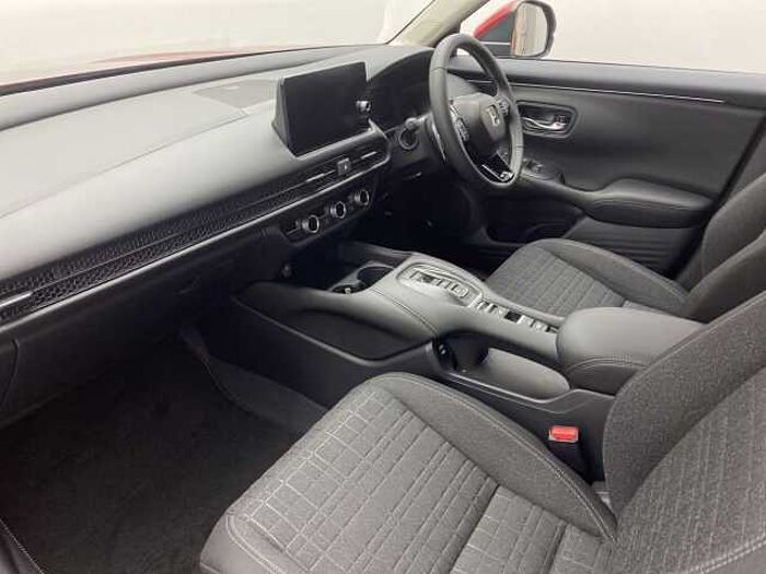 Honda ZR-V e:HEV 2.0 i-MMD (184ps) Elegance Hybrid eCVT 