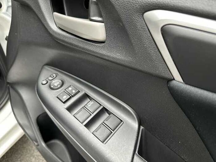 Honda Jazz 1.3 i-VTEC SE 5dr 