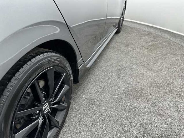 Honda Civic 1.0 VTEC Turbo 126 Sport Line EX 5dr 