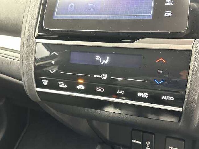 Honda Jazz 1.3 i-VTEC EX Navi 5dr CVT 