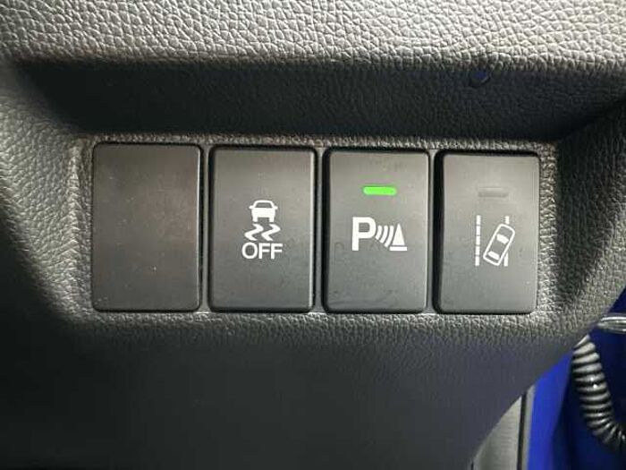 Honda Jazz 1.3 i-VTEC EX Navi 5dr 