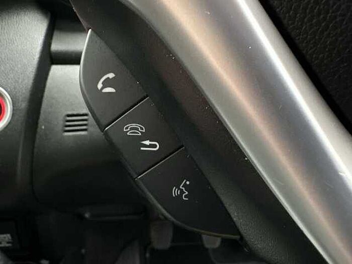 Honda Jazz 1.3 i-VTEC EX Navi 5dr 