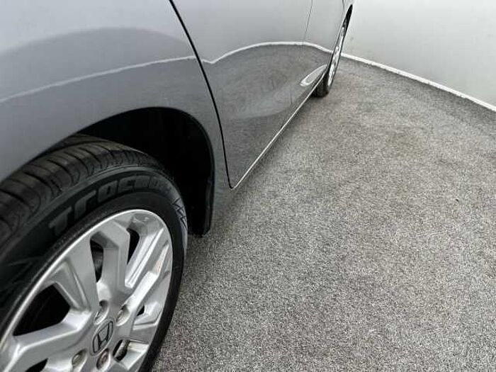 Honda Jazz 1.3 i-VTEC SE 5dr CVT 