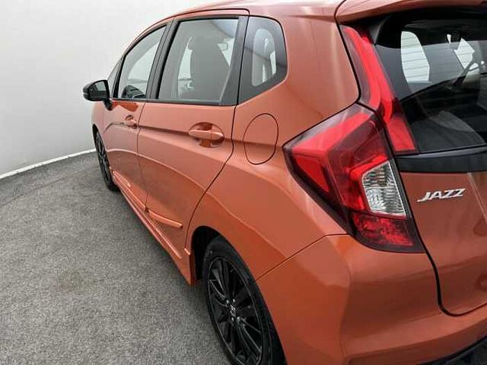 Honda Jazz 1.5 i-VTEC Sport 5dr CVT 