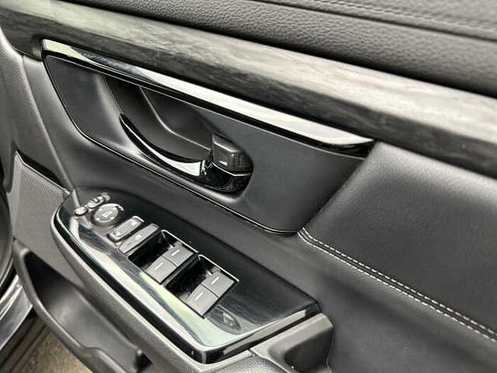 Honda CR-V Hybrid 2.0 i-MMD Hybrid Sport Line 2WD 5dr eCVT 