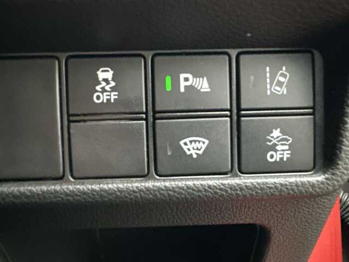 Honda CR-V Hybrid 2.0 i-MMD Hybrid SR 2WD 5dr eCVT 