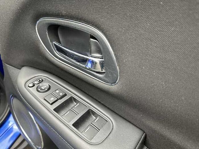 Honda HR-V 1.5 i-VTEC SE Navi CVT 5dr 