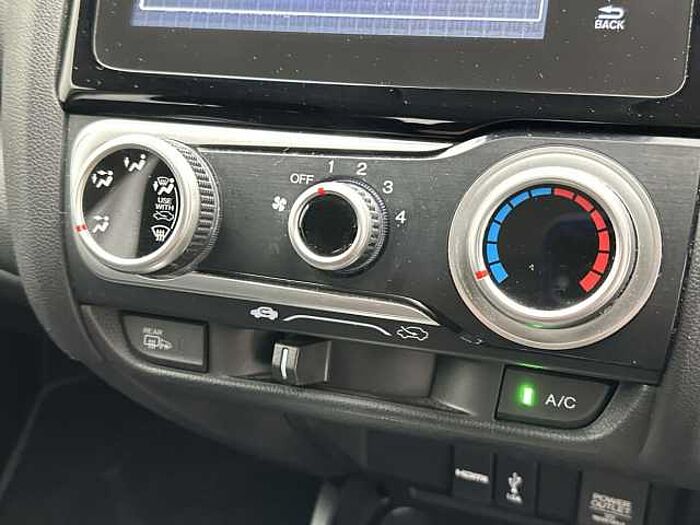 Honda Jazz 1.3 i-VTEC SE 5dr CVT 