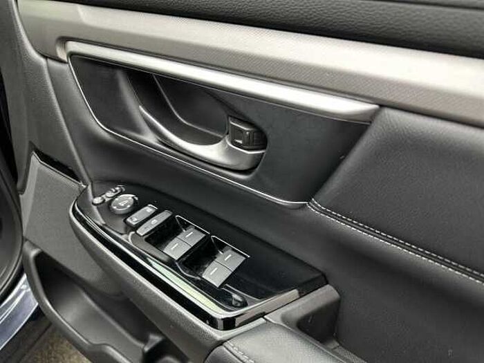Honda CR-V Hybrid 2.0 i-MMD Hybrid SR 2WD 5dr eCVT 