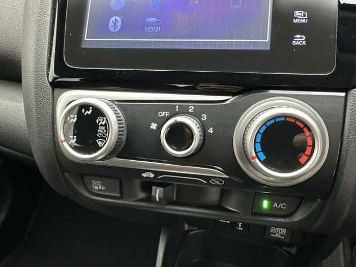 Honda Jazz 1.3 i-VTEC SE 5dr CVT 