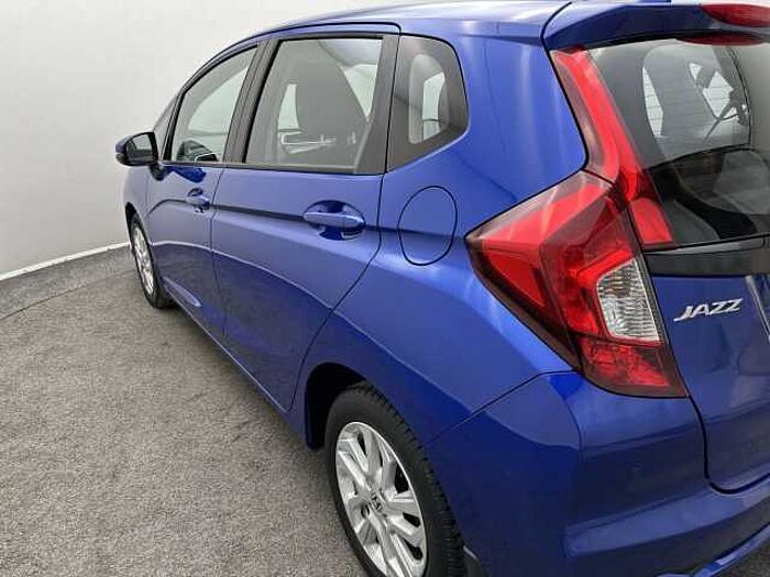 Honda Jazz 1.3 i-VTEC SE 5dr CVT 