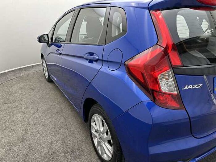 Honda Jazz 1.3 i-VTEC SE 5dr CVT 