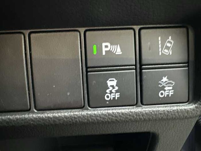 Honda CR-V e:HEV 2.0 i-MMD Hybrid SE 5dr eCVT 