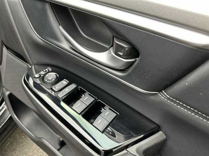 Honda CR-V Hybrid 2.0 i-MMD Hybrid SR 5dr eCVT 