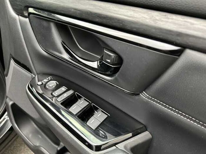 Honda CR-V Hybrid 2.0 i-MMD Hybrid Sport Line 2WD 5dr eCVT 