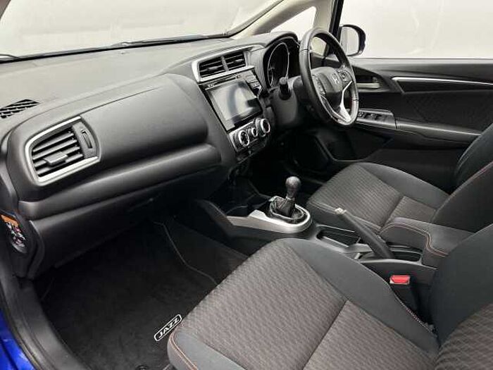 Honda Jazz 1.5 i-VTEC Sport Navi 5dr 